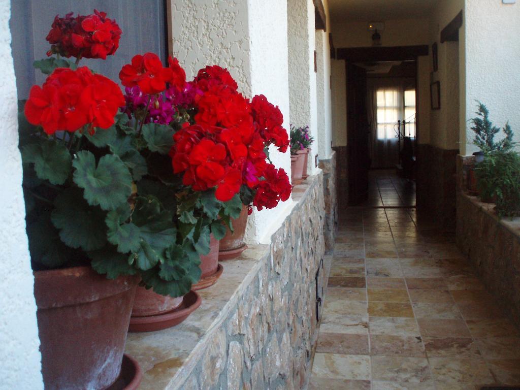 Apartamentos Rurales La Muralla II Canete  Exterior foto