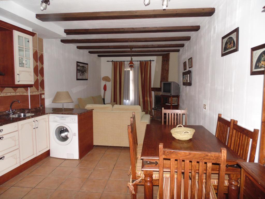 Apartamentos Rurales La Muralla II Canete  Exterior foto